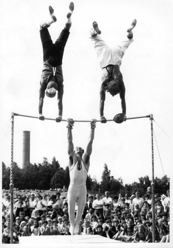 tl_files/inhalte/allgemein/galerien/chronik/1983-1 Gaukinderturnfest 100 Jahre STG.JPG